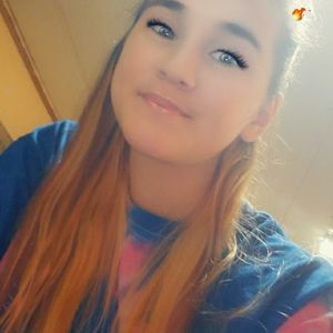 Meet your Posher, Becca